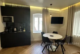 Moderni studio apartmani u srcu Dioklecijanove palače, Split, Apartamento