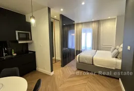 Moderni studio apartmani u srcu Dioklecijanove palače, Split, Apartamento