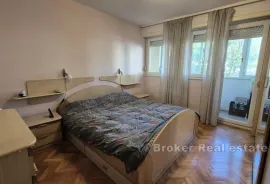 Namješten dvosobni stan, Split, Apartamento