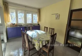 Namješten dvosobni stan, Split, Apartamento