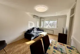 ZAGREB, JARUN - prostran stan na 300 m pješice od Jaruna!, Zagreb, Appartment