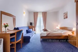 Hotel s pogledom na more, na prodaju, Trogir - Okolica, Εμπορικά ακίνητα