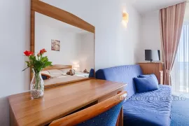 Hotel s pogledom na more, na prodaju, Trogir - Okolica, Εμπορικά ακίνητα