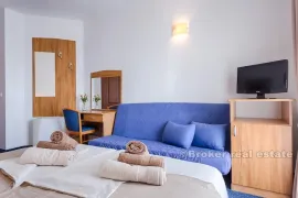 Hotel s pogledom na more, na prodaju, Trogir - Okolica, Εμπορικά ακίνητα