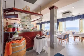 Hotel s pogledom na more, na prodaju, Trogir - Okolica, Εμπορικά ακίνητα