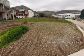 Građevinsko zemljište s pogledom na more, Trogir - Okolica, Terreno