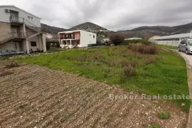 Građevinsko zemljište s pogledom na more, Trogir - Okolica, Terreno