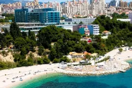 Građevinsko zemljište sa pogledom na more, u blizini plaže, na prodaju, Split, Terreno