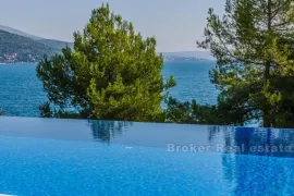 Vila s pet zvjezdica, na prodaju, Trogir - Okolica, Famiglia