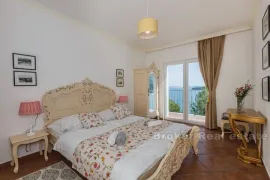 Vila s pet zvjezdica, na prodaju, Trogir - Okolica, Famiglia