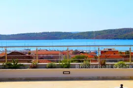 Moderna vila, na prodaju, Trogir - Okolica, House