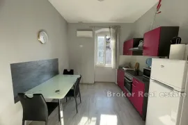 Bačvice, komforan dvosoban apartman, Split, شقة