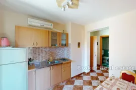 Apartmanska kuća s pogledom na more, Zadar, Дом