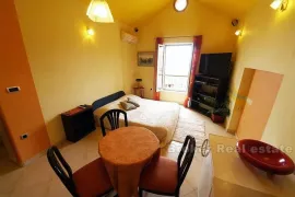 Apartman na zapadnom dijelu rive, na prodaju, Split, Kвартира