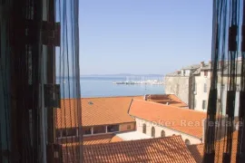 Apartman na zapadnom dijelu rive, na prodaju, Split, Kвартира