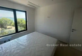 Troetažni apartman prvi red do mora, Zadar, Haus