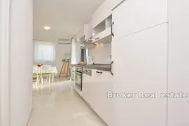 Apartmanska kuća s otvorenim pogledom na more, Zadar, Casa