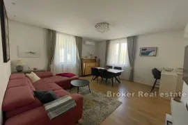 Manuš, apartman podijeljen u dvije jedinice, Split, Διαμέρισμα