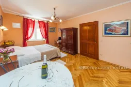 Kamena kuća, u centru grada, na prodaju, Dubrovnik, House