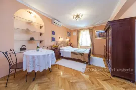 Kamena kuća, u centru grada, na prodaju, Dubrovnik, House