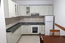 Komforna privatna kuća u Varošu, Split, Дом