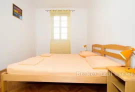 Komforan dvosoban stan na izvrsnoj lokaciji, Split, Flat