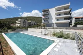 Jednosoban apartman s bazenom, Trogir - Okolica, Appartment