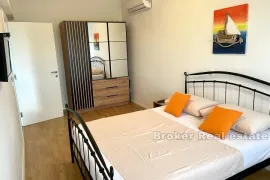 Jednosoban apartman s bazenom, Trogir - Okolica, Apartamento