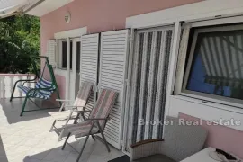 Apartmanska kuća s pogledom na more, Zadar, Famiglia