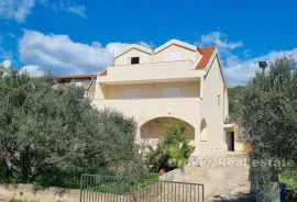 Apartmanska kuća blizu mora, Hvar, Haus