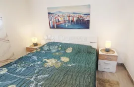 BIVIO,STAN BLIZU MORA SA PARKIRNIM MJESTOM, Rijeka, Appartment