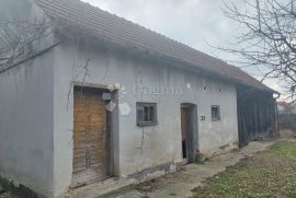 PRILIKA ZA INVESTITORE!, Varaždin, Дом