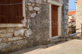 Prekrasna starina na otoku Ižu, Zadar - Okolica, Дом