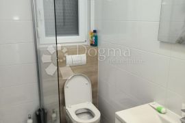 Jednosoban stan u Sukošanu s pogledom na more!, Sukošan, Appartment