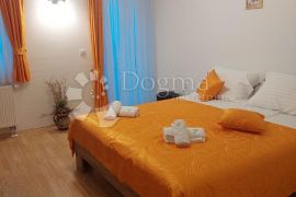 DONESTIE SAMO OSOBNE STVARI, Maruševec, Appartement