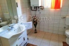 DONESTIE SAMO OSOBNE STVARI, Maruševec, Appartement