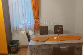 DONESTIE SAMO OSOBNE STVARI, Maruševec, Appartment