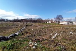 Prostrano građevinsko zemljište od 5245 m2, okolica Barbana, Barban, Terra