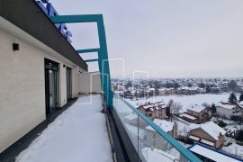 Najam Vrhunski Penthouse Bulevar Sarajevo, Ilidža, Appartement