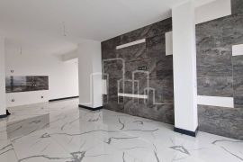 Najam Vrhunski Penthouse Bulevar Sarajevo, Ilidža, Appartment