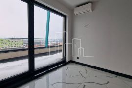 Najam Vrhunski Penthouse Bulevar Sarajevo, Ilidža, شقة