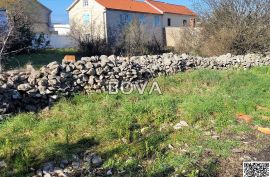 Građevinsko zemljište 789 m2 – Petrčane *Mirna lokacija* (ID-2290), Zadar - Okolica, Tierra