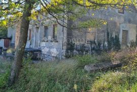 Imanje na korak do Crikvenice, Vinodolska Općina, Kuća