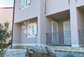 APARTMAN NA 1.KATU  SA BALKONOM KRAJ MORA, Medulin, Διαμέρισμα