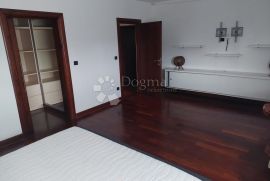 PRILIKA! STAN BUKOVAC površine 127m2, Maksimir, Appartement