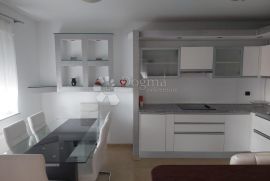 PRILIKA! STAN BUKOVAC površine 127m2, Maksimir, Appartement