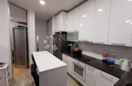 Dugave, moderno uređen 3-soban stan, 62m2 sa 2 parkirna mjesta, Novi Zagreb - Istok, Apartamento