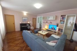 Prostrani stan, 150 m², Pazin, Apartamento