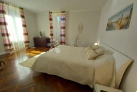 Prostrani stan, 150 m², Pazin, Apartamento