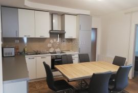 Prodaja stana, Centar, Petrinjska ulica , 83,83 m², 4S, 3. kat, Gornji Grad - Medveščak, Apartamento